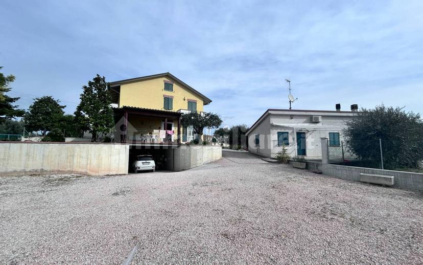 Terratetto unifamiliare Contrada Piana Chienti 18/A, Santa Maria Apparente, Zona Industriale, Civitanova Marche — foto 25 di 35