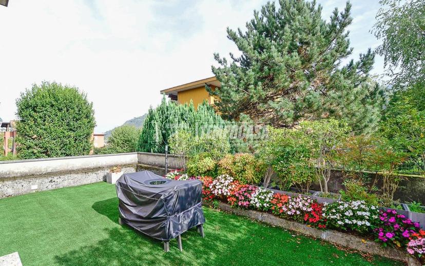 Bilocale via Rovascio 141, Lipomo — foto 12 di 29