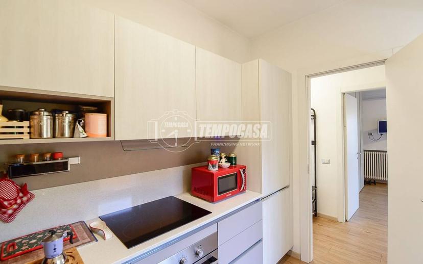 Bilocale via Rovascio 141, Lipomo — foto 7 di 29