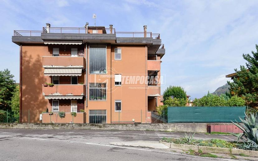 Bilocale via Rovascio 141, Lipomo — foto 9 di 29
