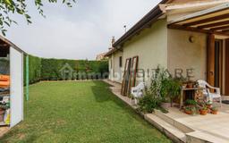 Villa unifamiliare via Ardoneghe 3, Centro, Legnaro