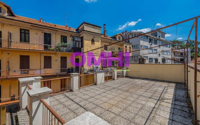 Trilocale via Achille Cadolini, 4, Centro, Gallarate — foto 6 di 42