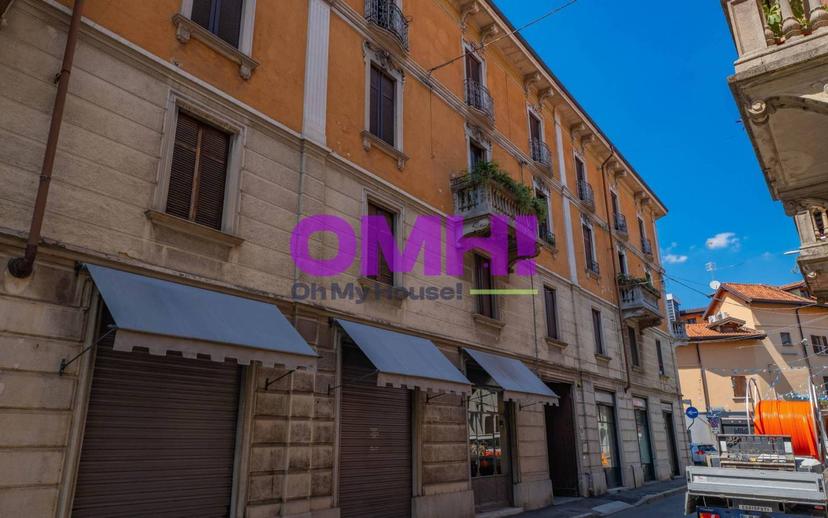 Trilocale via Achille Cadolini, 4, Centro, Gallarate — foto 2 di 42