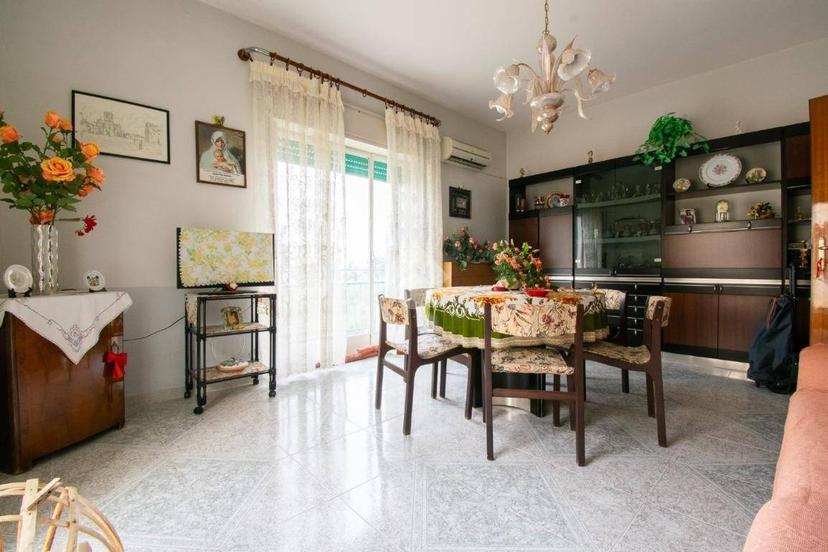 Bilocale via Nazionale 167, Galati, Messina
