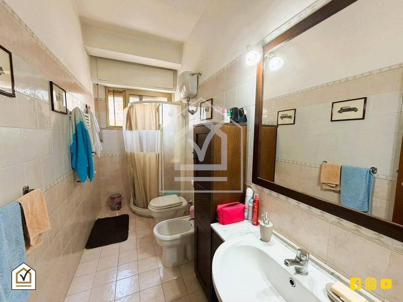 Bilocale buono stato, secondo piano, Trani — foto 8 di 13
