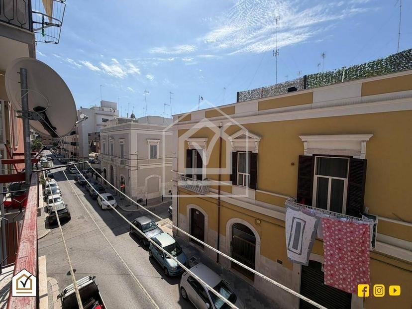 Bilocale buono stato, secondo piano, Trani — foto 6 di 13