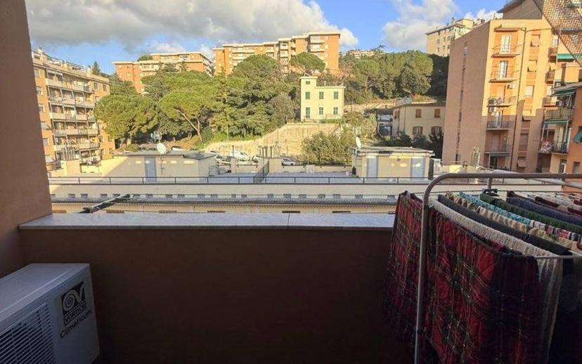 Trilocale corso Alessandro De Stefanis 61, Marassi, Genova — foto 6 di 17