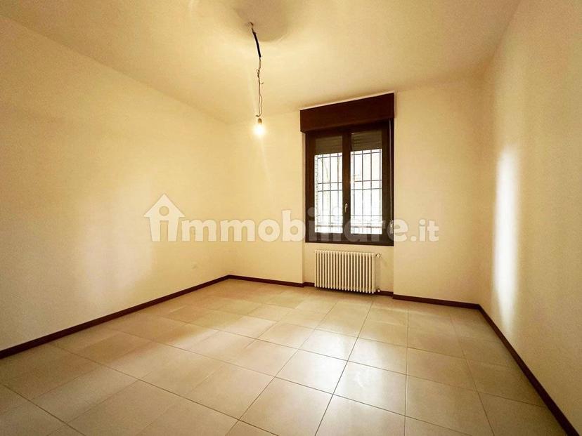Trilocale ottimo stato, piano rialzato, San Paolo, Ferrara — foto 6 di 17