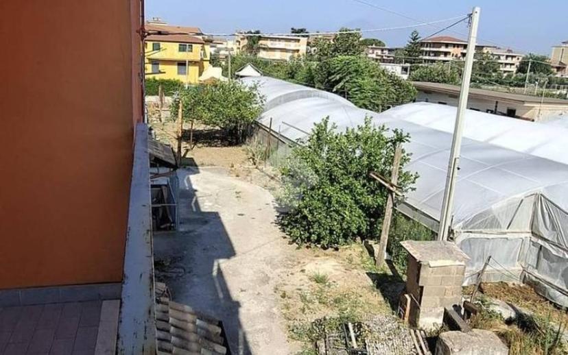Bilocale via Alfonso Cuomo 10, Nocera Inferiore — foto 2 di 21