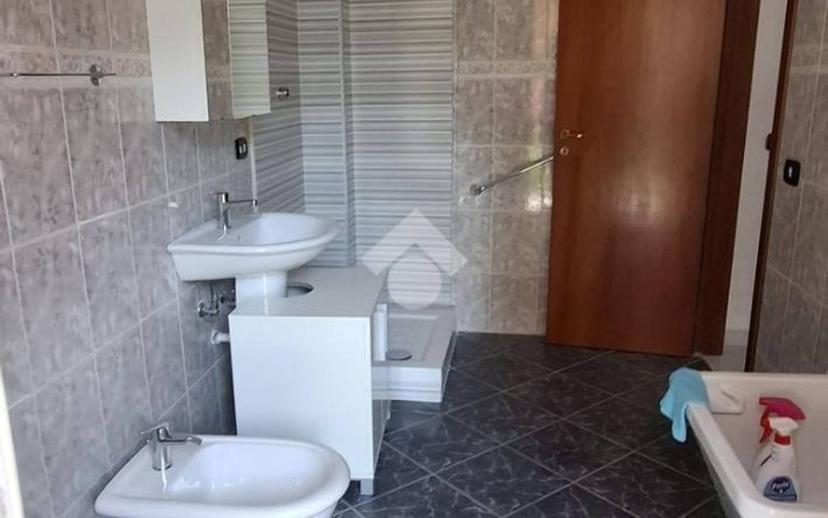 Bilocale via Alfonso Cuomo 10, Nocera Inferiore — foto 3 di 21