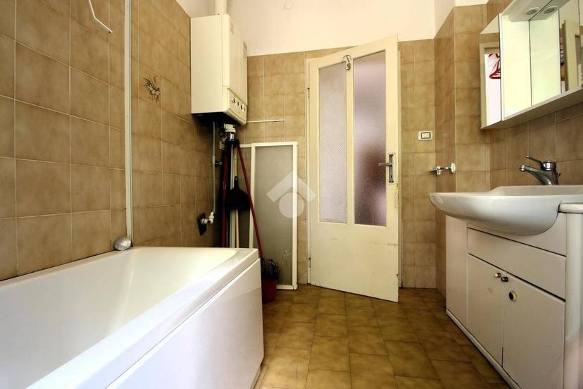 Quadrilocale via M. Bastia 27, Saragozza fuori Porta, Bologna — foto 9 di 36