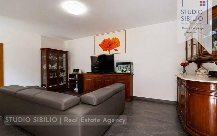 Villa bifamiliare, ottimo stato, 210 m², San Giorgio Bigarello — foto 3 di 60