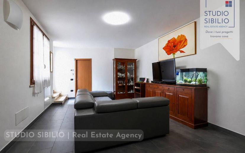 Villa bifamiliare, ottimo stato, 210 m², San Giorgio Bigarello — foto 32 di 60