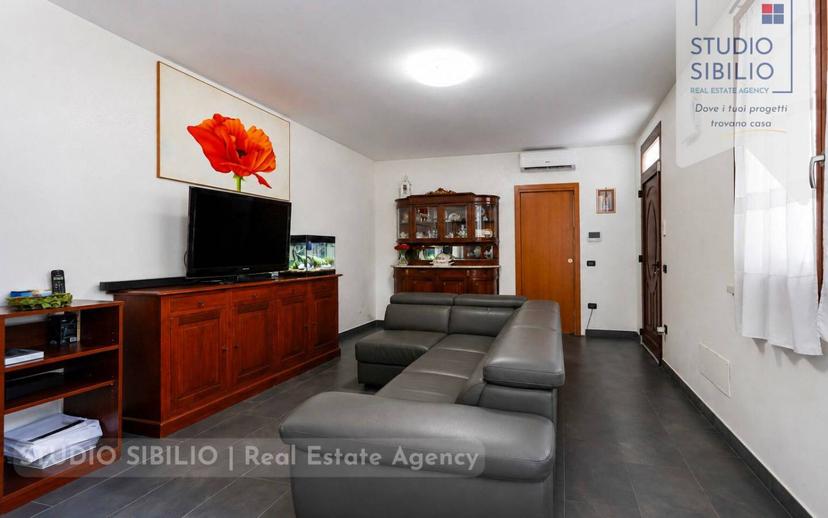 Villa bifamiliare, ottimo stato, 210 m², San Giorgio Bigarello — foto 19 di 60