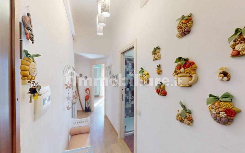 Trilocale ottimo stato, secondo piano, Centro, Falconara Marittima — foto 4 di 21