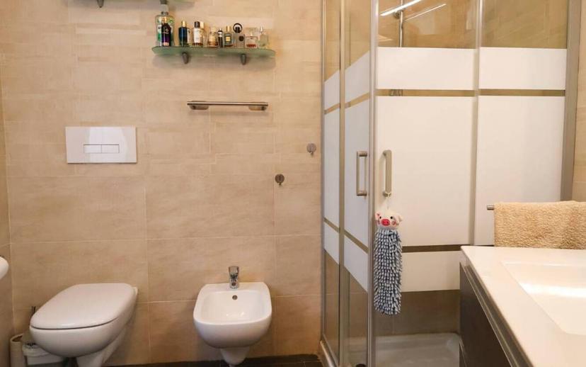 Villa bifamiliare, ottimo stato, 210 m², San Giorgio Bigarello — foto 47 di 60