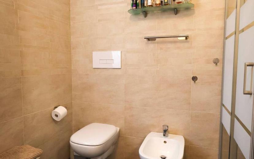 Villa bifamiliare, ottimo stato, 210 m², San Giorgio Bigarello — foto 48 di 60