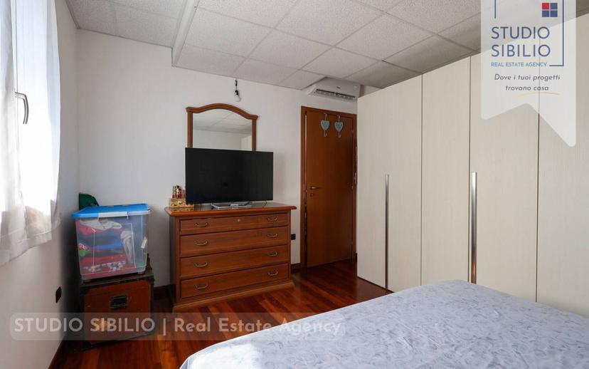 Villa bifamiliare, ottimo stato, 210 m², San Giorgio Bigarello — foto 43 di 60