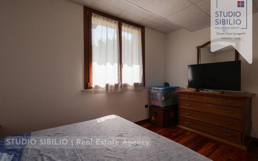 Villa bifamiliare, ottimo stato, 210 m², San Giorgio Bigarello — foto 49 di 60