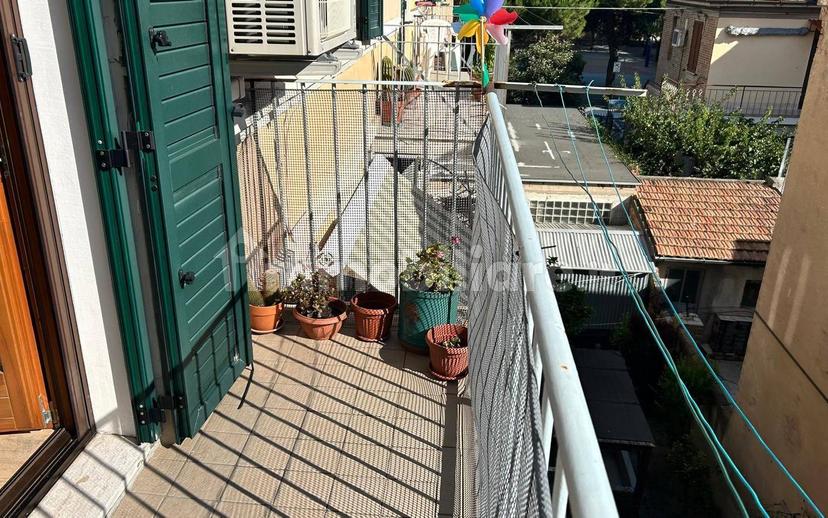Trilocale ottimo stato, secondo piano, Centro, Falconara Marittima — foto 2 di 21