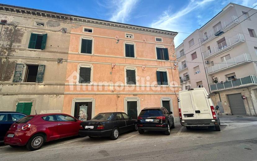 Trilocale ottimo stato, secondo piano, Centro, Falconara Marittima — foto 16 di 21