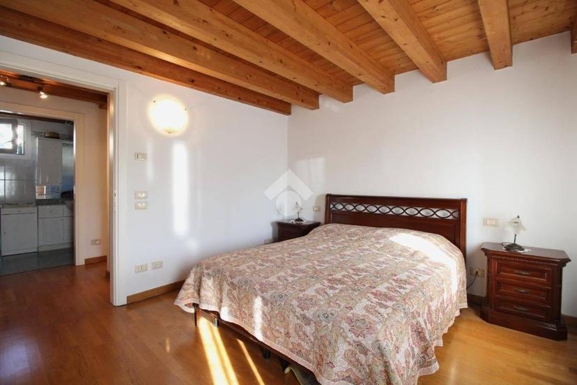 Terratetto plurifamiliare via Buonconsiglio 32, Montecchio Maggiore Alte Ceccato, Montecchio Maggiore — foto 3 di 32
