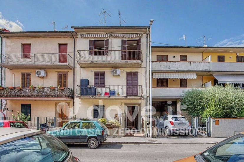 Appartamento via Isonzo 29, Chiesanuova, Prato — foto 11 di 34