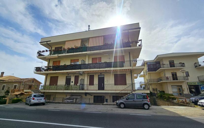 Trilocale viale Cassiodoro 9, Marina Di Davoli, Davoli — foto 10 di 10