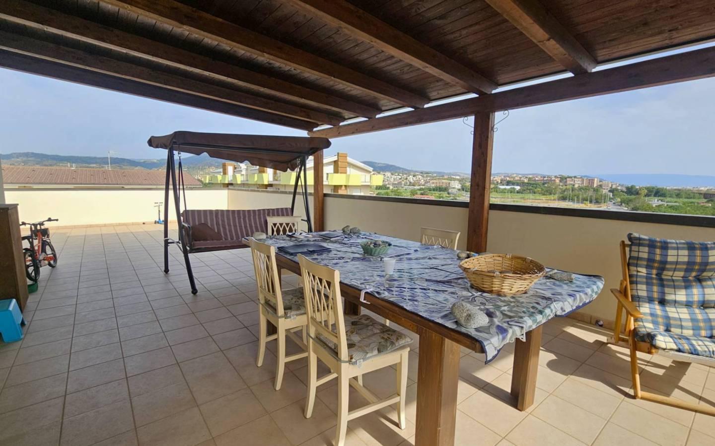 Trilocale viale Cassiodoro 9, Marina Di Davoli, Davoli