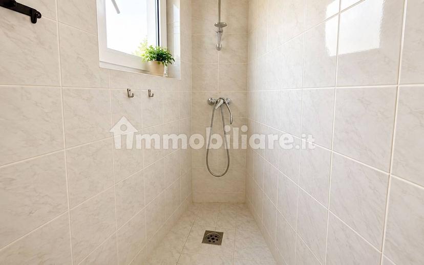 Bilocale via delle Querce 3, Roiano, Trieste — foto 8 di 16