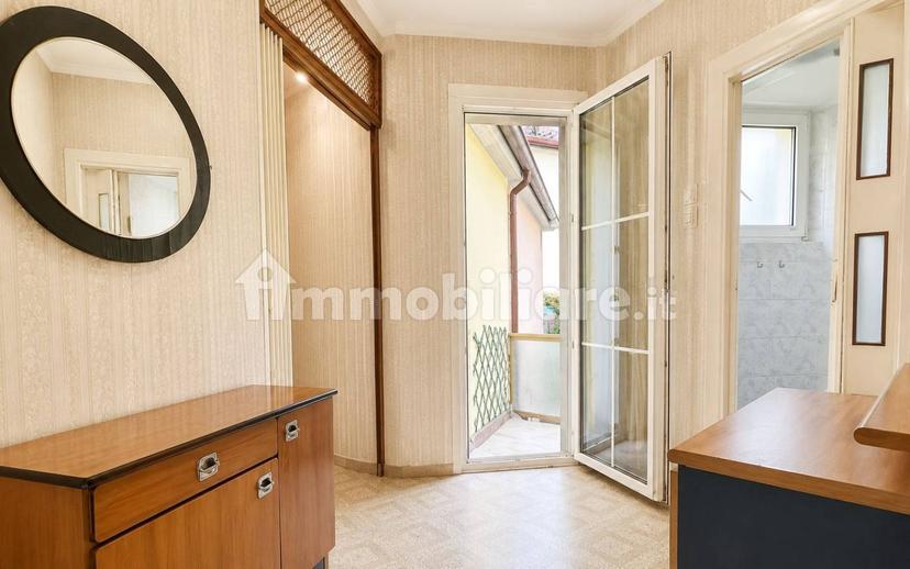 Bilocale via delle Querce 3, Roiano, Trieste — foto 2 di 16