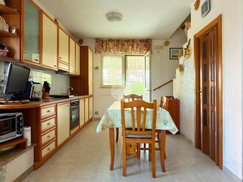 Trilocale Contrada Sciale degli Zingari, Sciali Degli Zingari, Manfredonia
