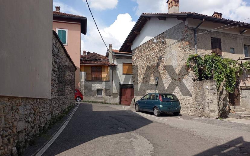 Bilocale ottimo stato, piano terra, Centro, Orsenigo — foto 7 di 23