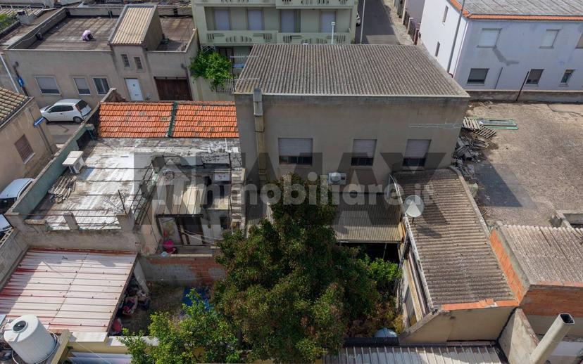 Terratetto plurifamiliare 153 m², da ristrutturare, Centro, Quartucciu — foto 5 di 19
