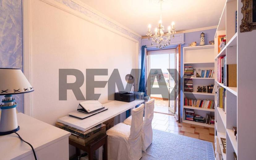 Quadrilocale buono stato, quarto piano, Quartu, Quartu Sant'Elena — foto 29 di 36