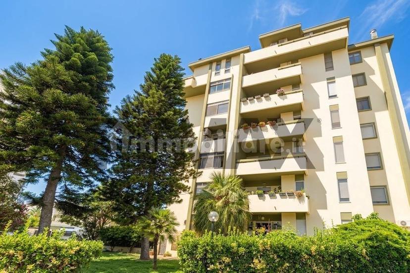 Quadrilocale buono stato, quarto piano, Quartu, Quartu Sant'Elena — foto 10 di 36
