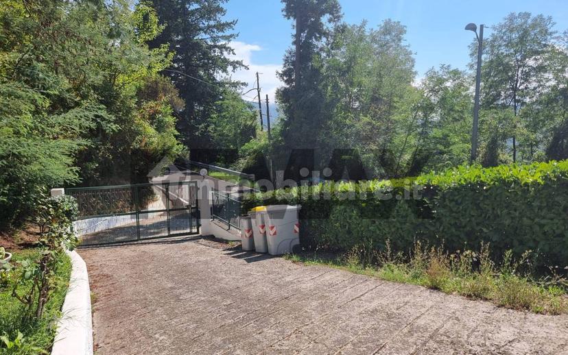 Trilocale via brigate partigiane 2, Carrodano — foto 2 di 33