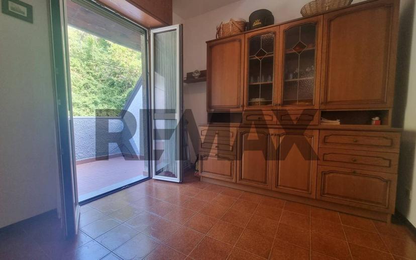 Trilocale via brigate partigiane 2, Carrodano — foto 15 di 33