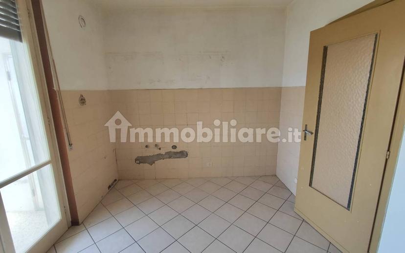 Quadrilocale via Saluggia 7, Centro, Livorno Ferraris — foto 12 di 16