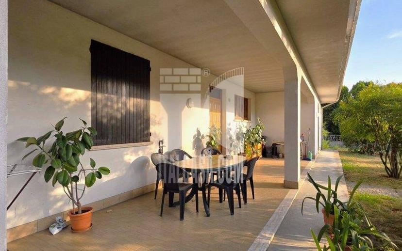 Villa unifamiliare via Ferri, Centro, San Benedetto Po — foto 22 di 32