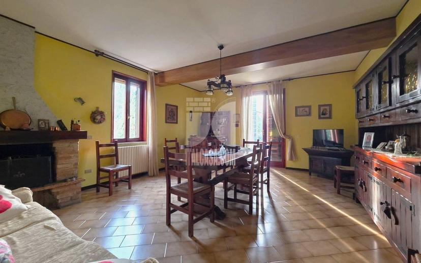 Villa unifamiliare via Ferri, Centro, San Benedetto Po — foto 12 di 32