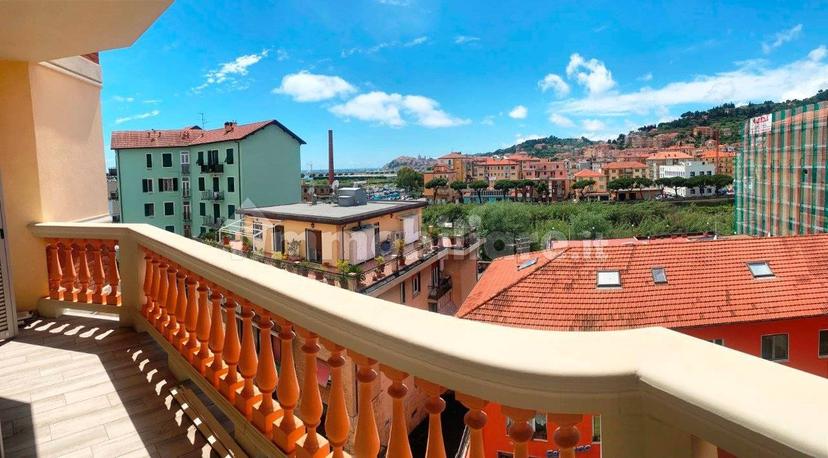 Quadrilocale nuovo, quinto piano, Oneglia, Imperia — foto 6 di 60