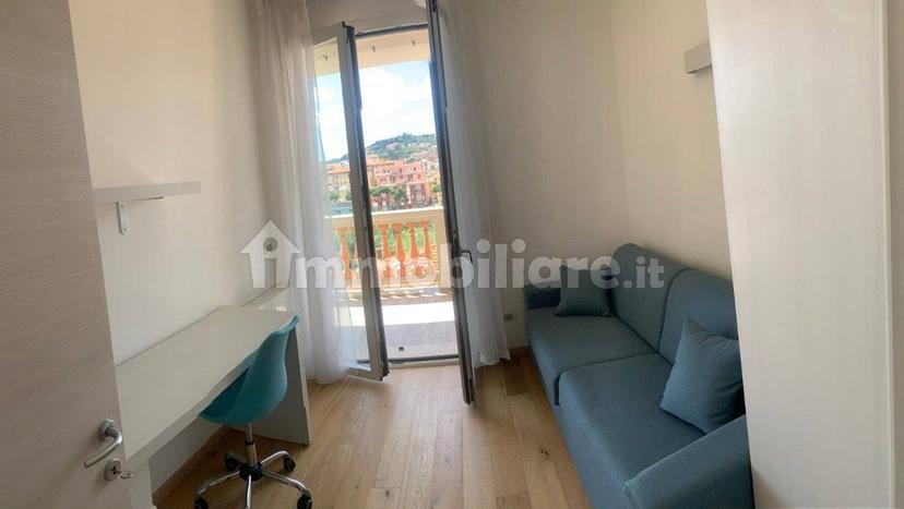 Quadrilocale nuovo, quinto piano, Oneglia, Imperia — foto 20 di 60