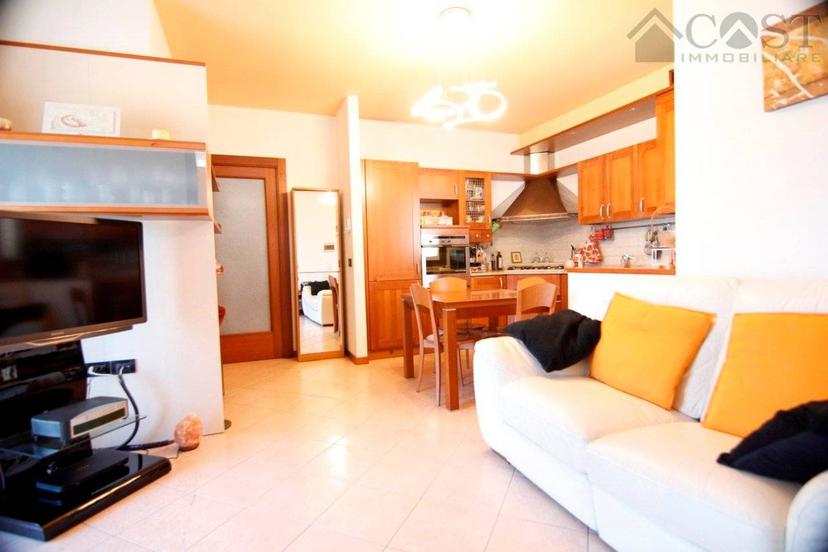 Trilocale via Saviabona 51, Centro, Monticello Conte Otto — foto 11 di 23