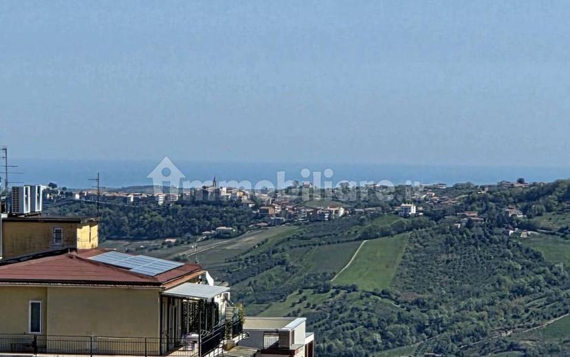 Attico via Menotti Guzzi 13, Chieti Città, Chieti — foto 49 di 56