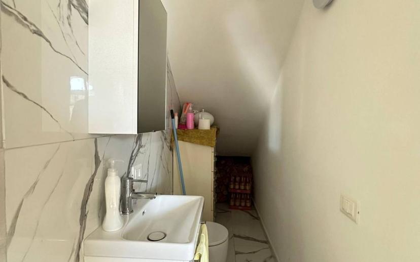 Villa bifamiliare via della Repubblica 54, Parete — foto 14 di 56