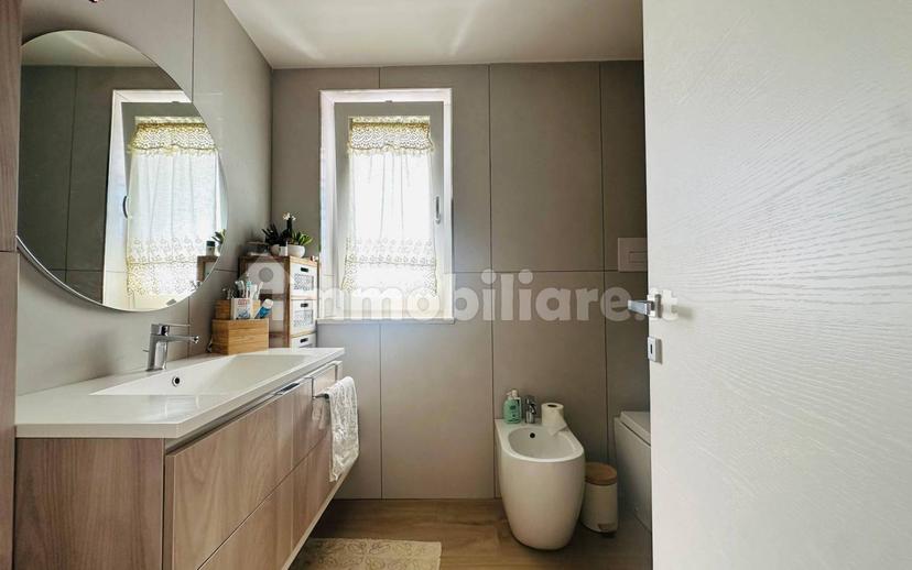 Villa bifamiliare via della Repubblica 54, Parete — foto 19 di 56
