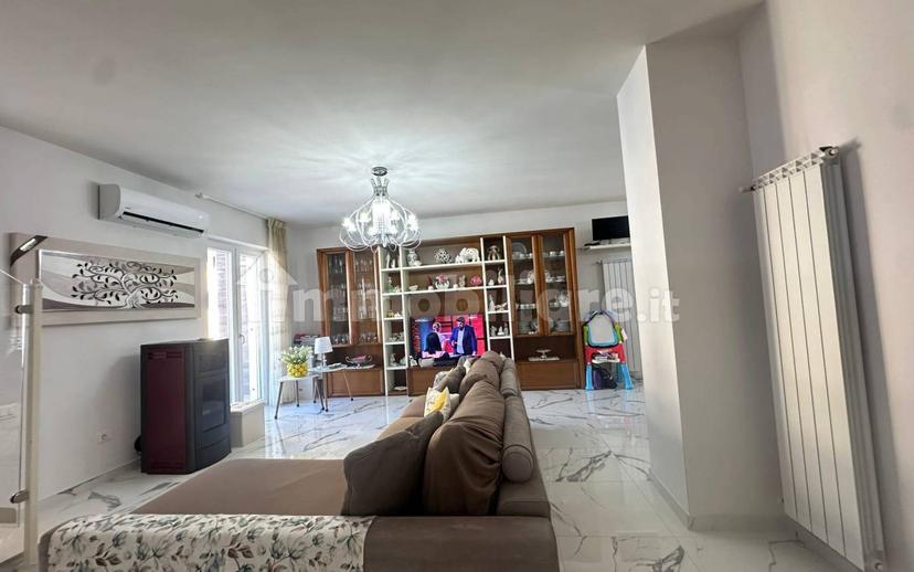 Villa bifamiliare via della Repubblica 54, Parete — foto 12 di 56