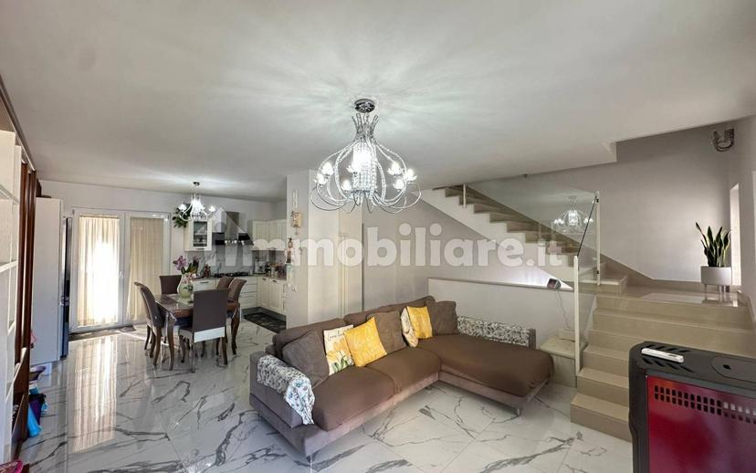Villa bifamiliare via della Repubblica 54, Parete — foto 56 di 56