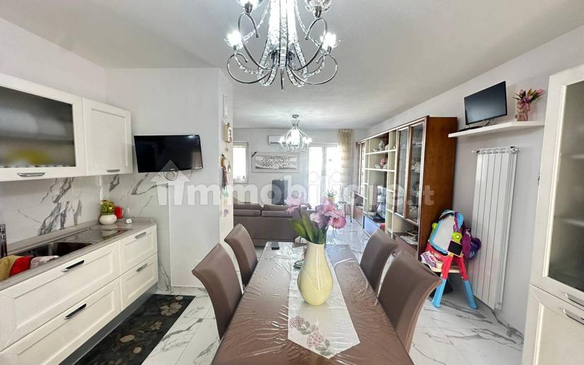 Villa bifamiliare via della Repubblica 54, Parete — foto 23 di 56